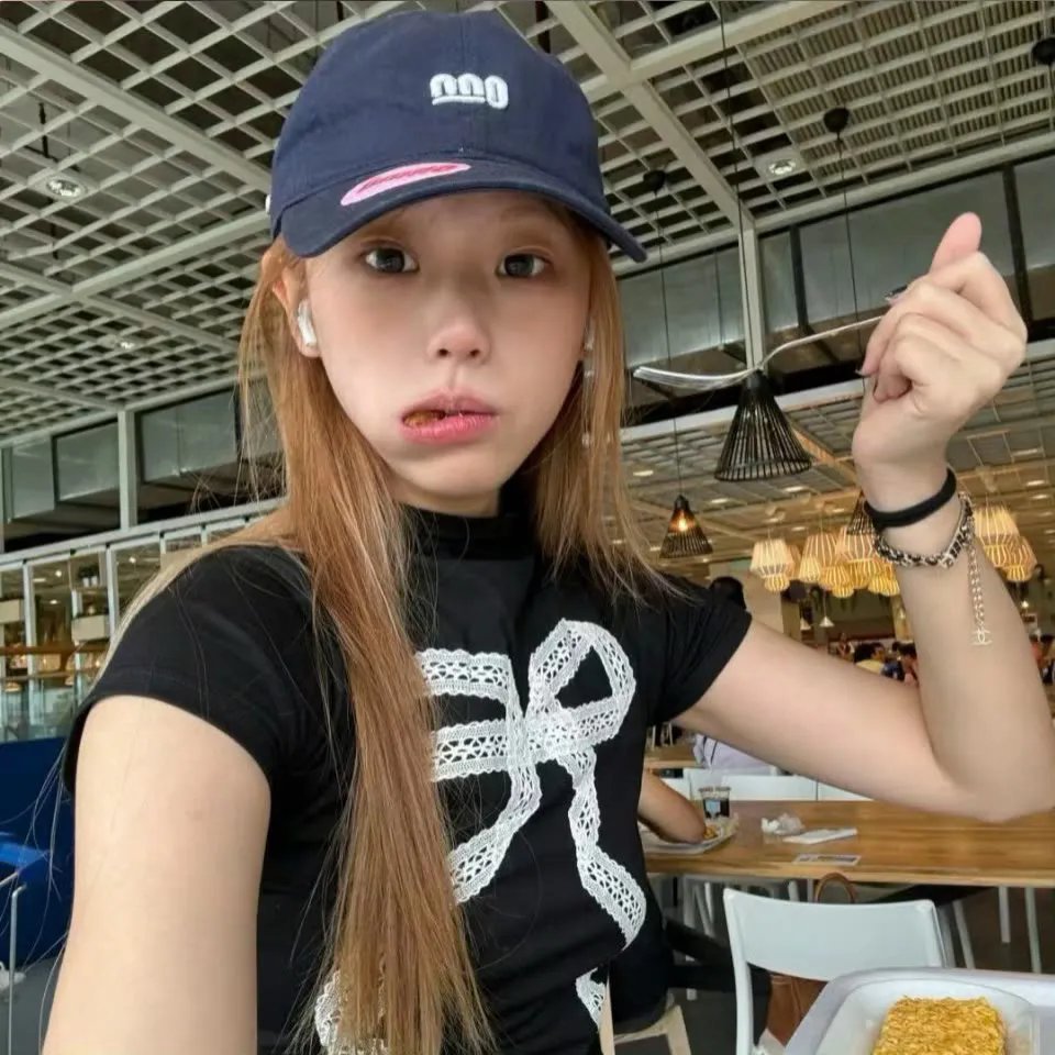 奔跑的修女